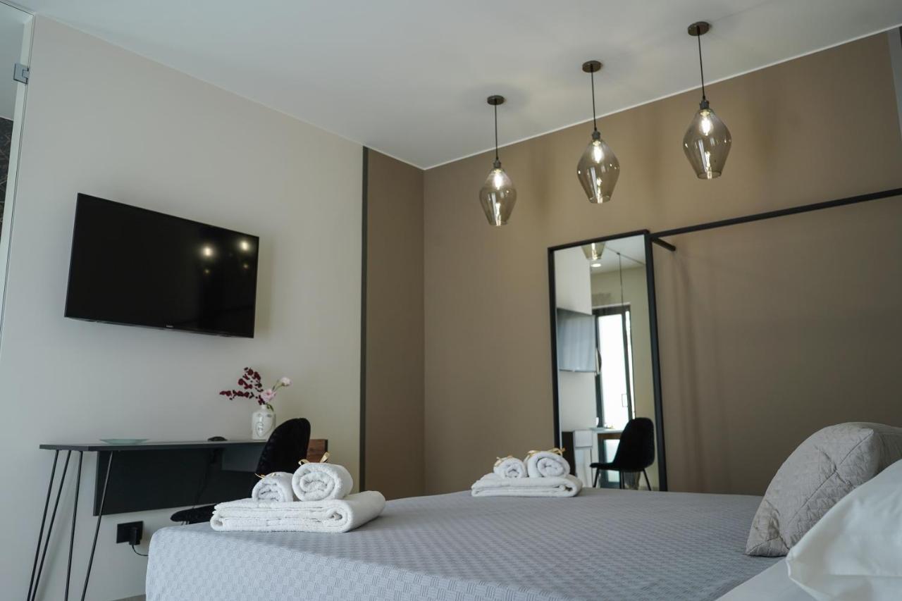 Thalassa Rooms Avola Exterior foto